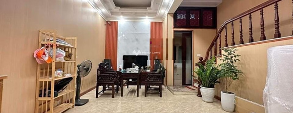 Diện tích 34m2 bán nhà ở vị trí thuận lợi ngay tại Thanh Xuân, Hà Nội trong ngôi nhà này 2 phòng ngủ 3 WC cảm ơn bạn đã đọc tin.-03