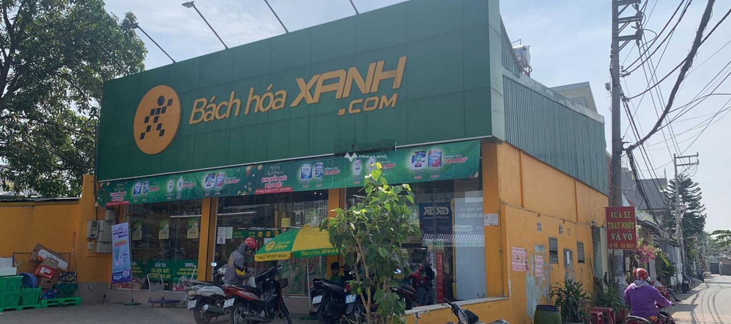 Bán nhà bán ngay với giá cực rẻ 15.5 tỷ có diện tích chính 230m2 vị trí thuận lợi tọa lạc ngay tại Nguyễn Duy Trinh, Quận 9