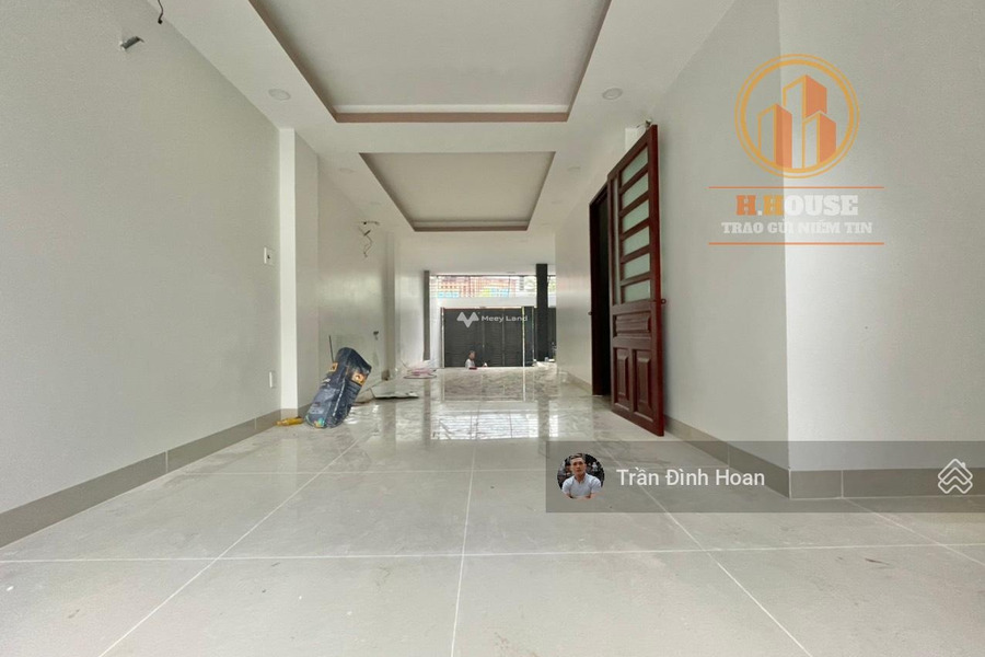 Với tổng diện tích 68m2, cho thuê nhà ở vị trí thuận lợi tọa lạc ở Tân Bình, Hồ Chí Minh, nhà này có 4 phòng ngủ, 5 WC hỗ trợ pháp lý-01