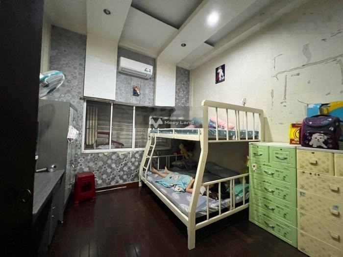 Nhà có 4 phòng ngủ bán nhà bán ngay với giá cạnh tranh chỉ 13.2 tỷ có diện tích chung 33m2 vị trí đẹp ngay ở Phan Đăng Lưu, Phường 3-01