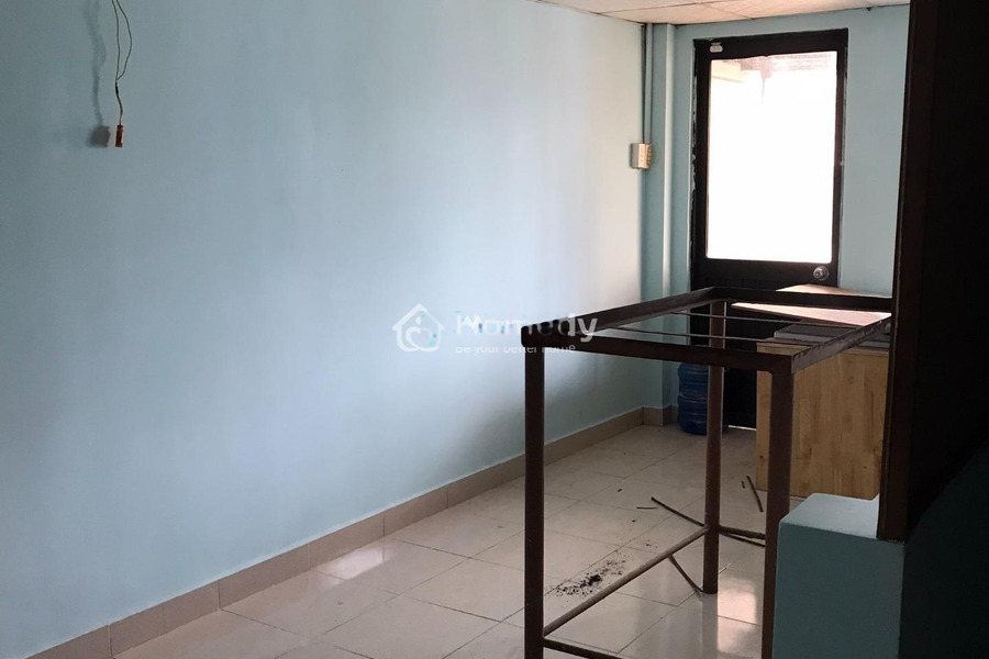 Có diện tích tiêu chuẩn 49m2, cho thuê nhà ở nằm ngay Xóm Đất, Quận 11 lh để xem ngay-01