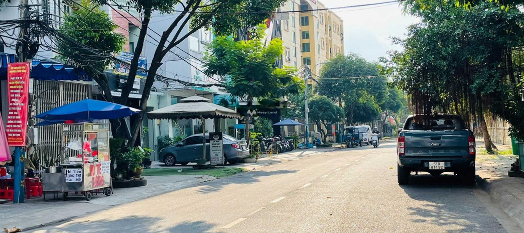 Có diện tích chung là 100m2 bán nhà vị trí thuận lợi nằm trên Phước Bình, Hồ Chí Minh cảm ơn đã xem tin