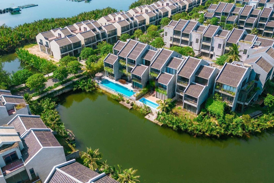Bán biệt thự ngay ở Cẩm Thanh, Quảng Nam bán ngay với giá sang tên chỉ 11 tỷ diện tích chung 250m2, nhà này có 5 phòng ngủ-01