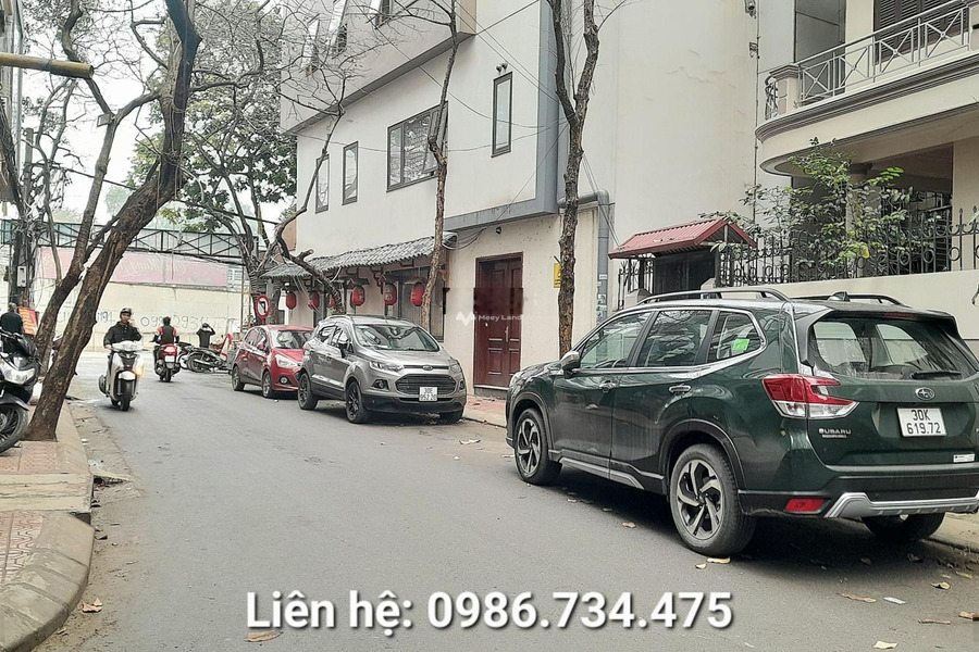 Vị trí mặt tiền tại Ba Đình, Hà Nội bán nhà giá bán chỉ 10.9 tỷ trong ngôi nhà này có 4 PN 3 WC-01