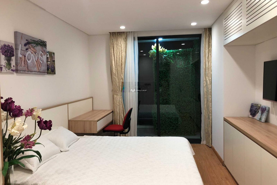 Căn hộ 2 PN, bán căn hộ hướng Tây - Bắc vị trí đẹp gần Đê La Thành, Hà Nội, trong căn hộ này 2 phòng ngủ, 2 WC vị trí đắc địa-01