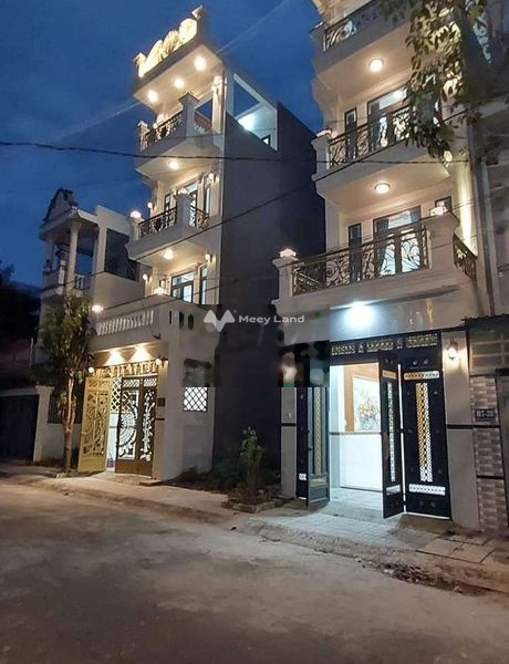 Nhà gồm 5 PN bán nhà bán ngay với giá chốt nhanh từ 1.95 tỷ diện tích chuẩn 100m2 vị trí đẹp tọa lạc ngay ở Nguyễn Văn Bứa, Hóc Môn-01