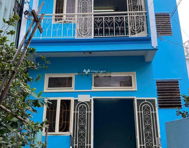 Diện tích rất rộng 40m2, cho thuê nhà ở vị trí đặt ở Nguyễn Xí, Phường 13, căn nhà bao gồm có 1 PN, 1 WC nhà kiên cố-01