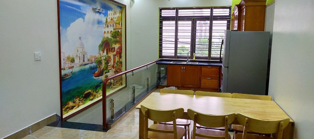 Cần cho người nước ngoài thuê nhà 4 tầng lâu dài tại Vạn Lộc, Hải Dương