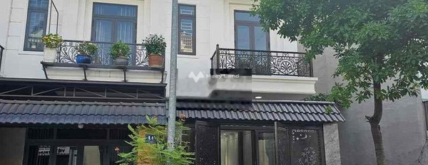 Bán ngay với giá đề cử chỉ 3.65 tỷ bán nhà có diện tích 64m2 nằm ở Lê Hồng Phong, Thủ Dầu Một nhà này bao gồm 4 phòng ngủ 3 WC liên hệ chính chủ-03