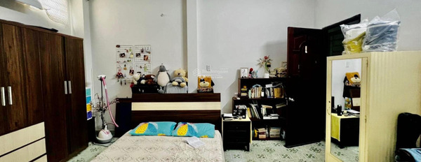 Trong nhà có tổng 20 phòng ngủ bán nhà bán ngay với giá đề xuất chỉ 27.2 tỷ diện tích gồm 249m2 vị trí đặt ngay trên Tân Phú, Hồ Chí Minh-02