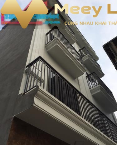 Có dt chung 35 m2 bán nhà vị trí đặt ở trong Phường Xuân Tảo, Hà Nội trong nhà có tất cả 3 PN giá tốt nhất