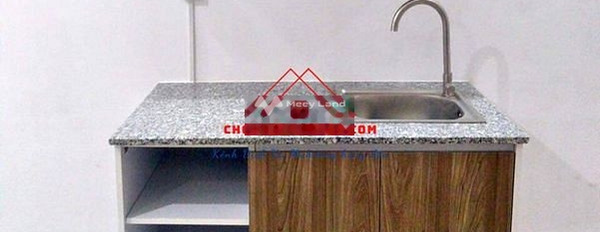 Diện tích rộng rãi 25m2 cho thuê phòng trọ vị trí đặt ngay trên Phan Tây Hồ, Phú Nhuận nội thất hiện đại-02