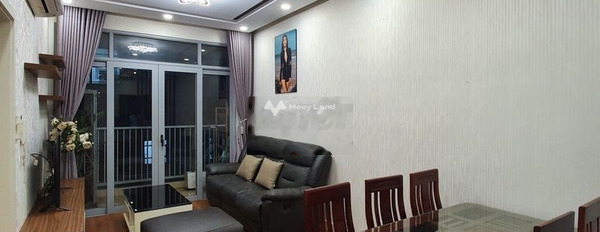 Căn hộ 2 PN, cho thuê căn hộ vị trí đẹp ở Huỳnh Tấn Phát, Bình Thuận, căn hộ nhìn chung có 2 phòng ngủ, 2 WC nội thất sang trọng-03