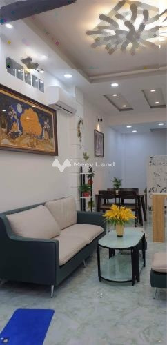 Vị trí thuận lợi tại Bình Hòa, Thuận An bán nhà giá bán 4.95 tỷ diện tích chuẩn 92m2 trong nhà có tổng 5 phòng ngủ lh xem trực tiếp-01