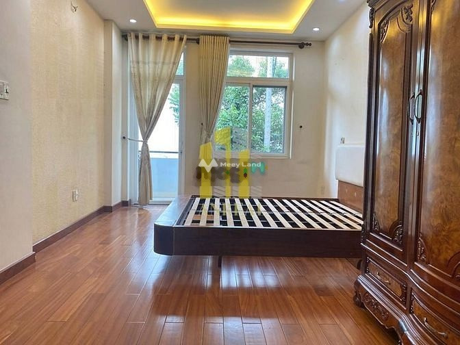 Cho thuê nhà trong Trúc Đường, Thảo Điền, thuê ngay với giá đặc biệt từ 35 triệu/tháng có diện tích là 200m2, trong nhà này gồm có 4 phòng ngủ-01