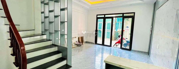 Nhà gồm 3 PN bán nhà giá bán cực sốc 3.2 tỷ có diện tích chung là 30m2 ngay ở Yên Duyên, Hà Nội-03