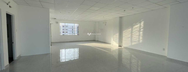 Giá 80 triệu/tháng, cho thuê nhà có diện tích thực là 180m2 vị trí đẹp tọa lạc gần Hoa Đào, Phú Nhuận vào ở ngay-02