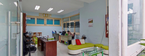 Vị trí mặt tiền tọa lạc gần Phước Tân, Nha Trang bán nhà giá bán cực sốc từ 6.8 tỷ nhà có 4 phòng ngủ 4 WC-03