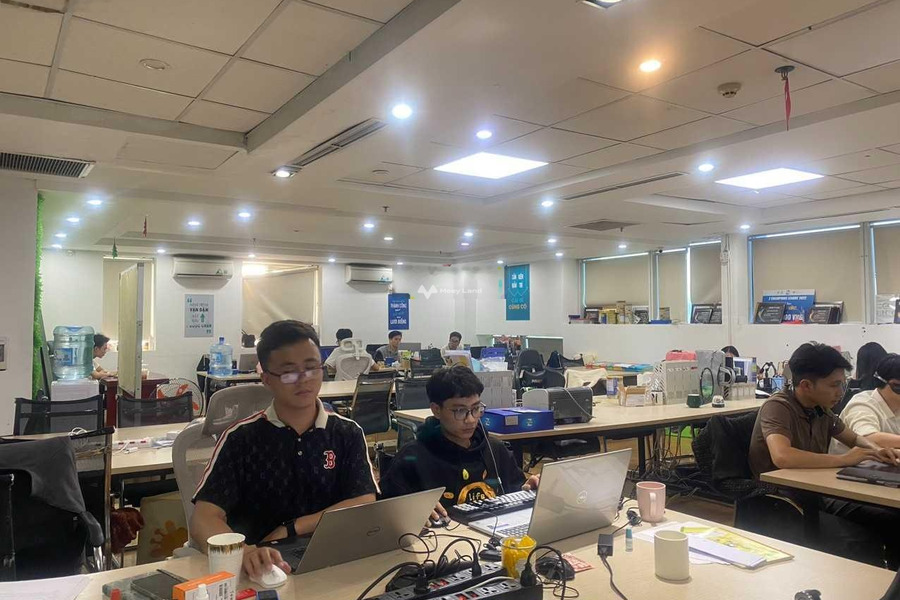 Nằm trên Trung Hòa, Hà Nội cho thuê sàn văn phòng giá bàn giao 55 triệu/tháng diện tích rộng lớn 250m2 nội thất sẵn có Cơ bản-01