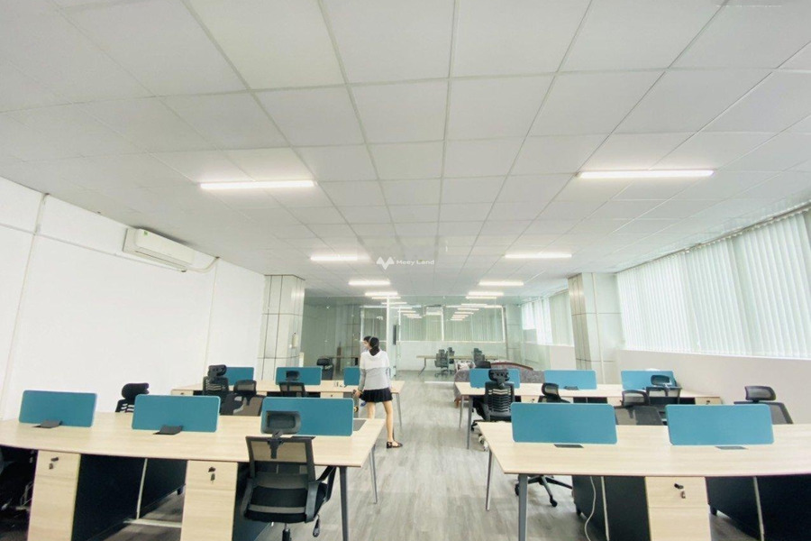 Thuê ngay với giá cực kì tốt 46 triệu/tháng cho thuê sàn văn phòng nằm ngay Duy Tân, Dịch Vọng diện tích chung là 230m2-01