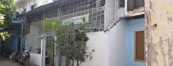 Diện tích rộng là 90m2, cho thuê nhà ở vị trí đặt tọa lạc trên Nguyễn Tất Thành, Phường 13 sổ hồng chính chủ-02