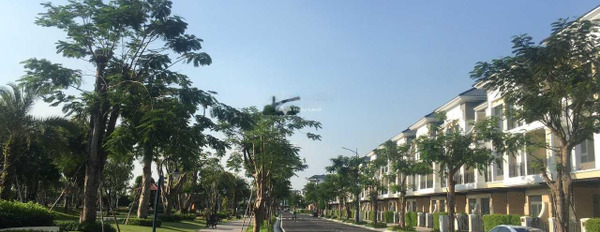 Verosa Park Khang Điền, DT 7x20m căn biên sân vườn thoáng mát. Giá 17 tỷ -02