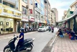 Đường di chuyển rộng 25 m vị trí đẹp nằm tại Nguyễn Văn Tuyết, Hà Nội bán nhà giá bán cực êm chỉ 18.5 tỷ nhà này có tổng 2 PN-03