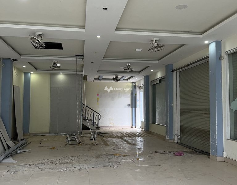 Thuê ngay với giá bàn giao 14 triệu/tháng cho thuê sàn văn phòng Bên trong Phan Khoang, Đà Nẵng diện tích sàn là 150m2 nội thất năng động Nhà trống-01