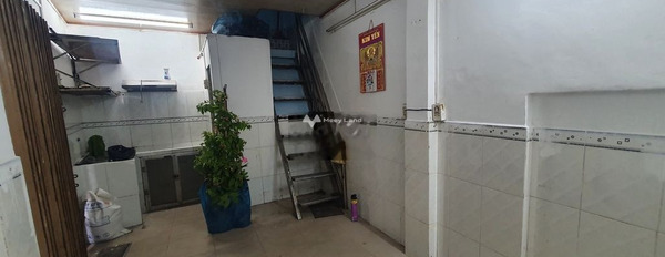 Nhà có 2 phòng ngủ cho thuê nhà ở diện tích rộng là 21m2 thuê ngay với giá siêu tốt chỉ 5.5 triệu/tháng ngay Nguyễn Văn Đừng, Quận 5-02