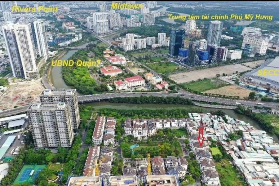 46.5 tỷ, bán biệt thự diện tích thực như trên hình 220m2 vị trí nằm tại Tân Phú, Quận 7, tổng quan ngôi nhà này gồm 4 PN, 5 WC giá cực mềm-01
