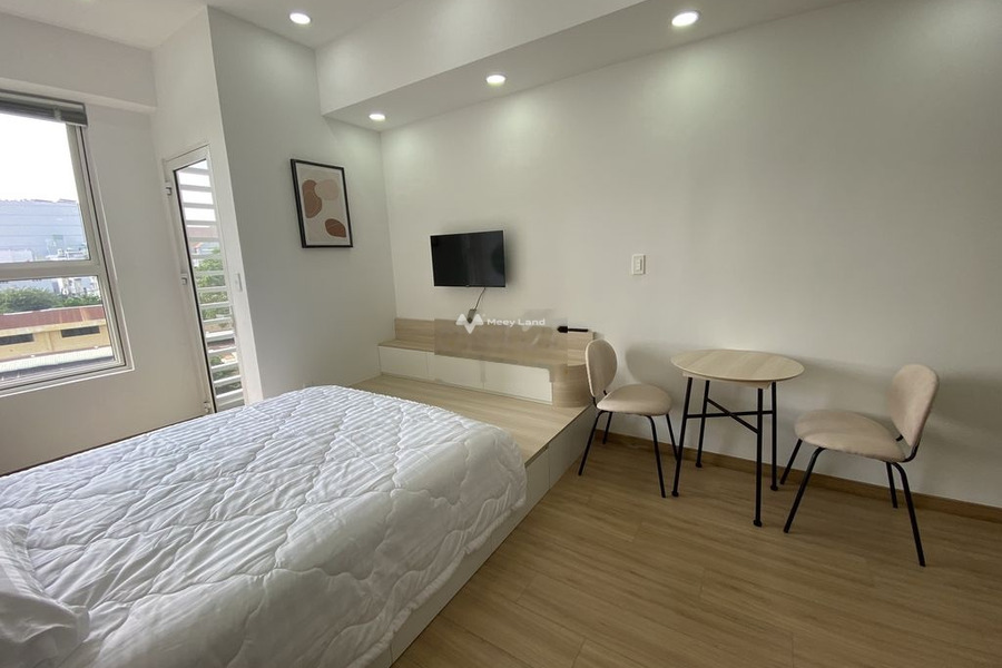 Tổng quan căn hộ bao gồm có 1 phòng ngủ, cho thuê căn hộ hướng Đông Nam mặt tiền nằm tại Phú Nhuận, Hồ Chí Minh, 1 WC lh ngay kẻo lỡ-01
