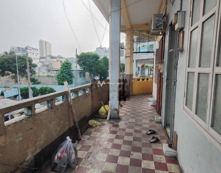 Ngay trên Nguyễn Trãi, Phường 14, cho thuê chung cư giá thuê đề cử 8 triệu/tháng, hướng Nam, trong căn này có 2 phòng ngủ, 1 WC nhà view bao đẹp-01
