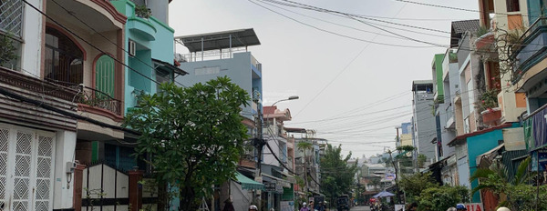 Bán nhà vị trí thuận lợi tọa lạc ngay ở Đường 1, Hồ Chí Minh giá bán đàm phán 12.5 tỷ diện tích rộng 95m2 nhà có 5 PN-02