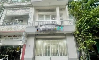 Cho thuê nhà diện tích quy đổi 180m2 vị trí đẹp ở Phường 8, Quận 3 thuê ngay với giá cực mềm từ 18 triệu/tháng, căn nhà có 2 phòng ngủ, 3 WC-03