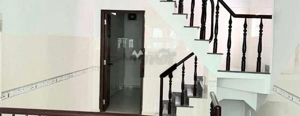 Nằm tại Tuệ Tĩnh, Quận 11, cho thuê nhà, thuê ngay với giá chỉ từ chỉ 15 triệu/tháng diện tích rộng lớn 54m2, trong căn này gồm có 5 PN liên hệ liền-02