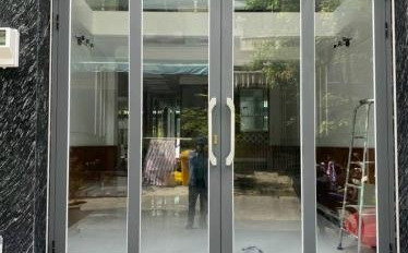Tổng quan bên trong căn nhà 5 PN bán nhà giá mua ngay 8 tỷ có diện tích gồm 40m2 vị trí đẹp ngay tại Đường D1, Hồ Chí Minh-02