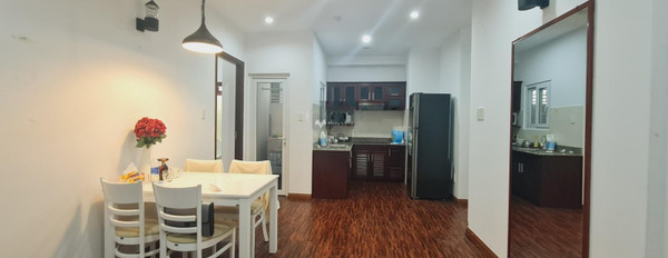 Cho thuê căn hộ Đà Nẵng Plaza, 2 phòng ngủ nội thất cao cấp, tầng cao view thoáng giá rẻ nhất-03