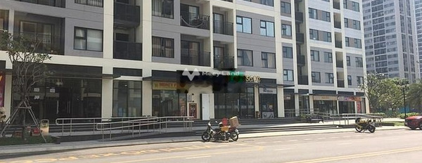 Diện tích rất rộng 62m2 cho thuê shophouse giá thuê siêu tốt 30 triệu/tháng tọa lạc tại Nguyễn Xiển, Long Bình tin chính chủ-02