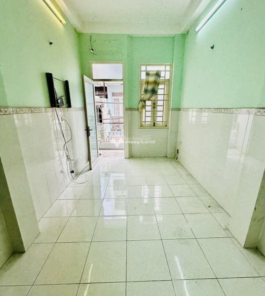 Trong nhà gồm có 2 phòng ngủ bán nhà bán ngay với giá công khai chỉ 5.9 tỷ diện tích chuẩn 32m2 vị trí tiện lợi ngay tại Nguyễn Cảnh Chân, Hồ Chí Minh-01
