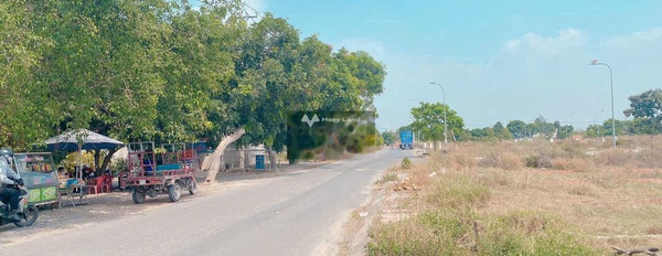 Nằm tại Nguyễn Thị Lắng, Tân Phú Trung bán đất 415 triệu diện tích mặt tiền 151m2-03