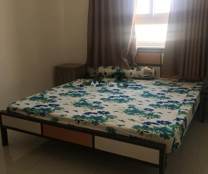 Căn hộ 2 phòng ngủ, cho thuê căn hộ tọa lạc tại Tạ Quang Bửu, Phường 6, tổng quan căn hộ này thì gồm 2 PN, 2 WC ban công view đẹp-01