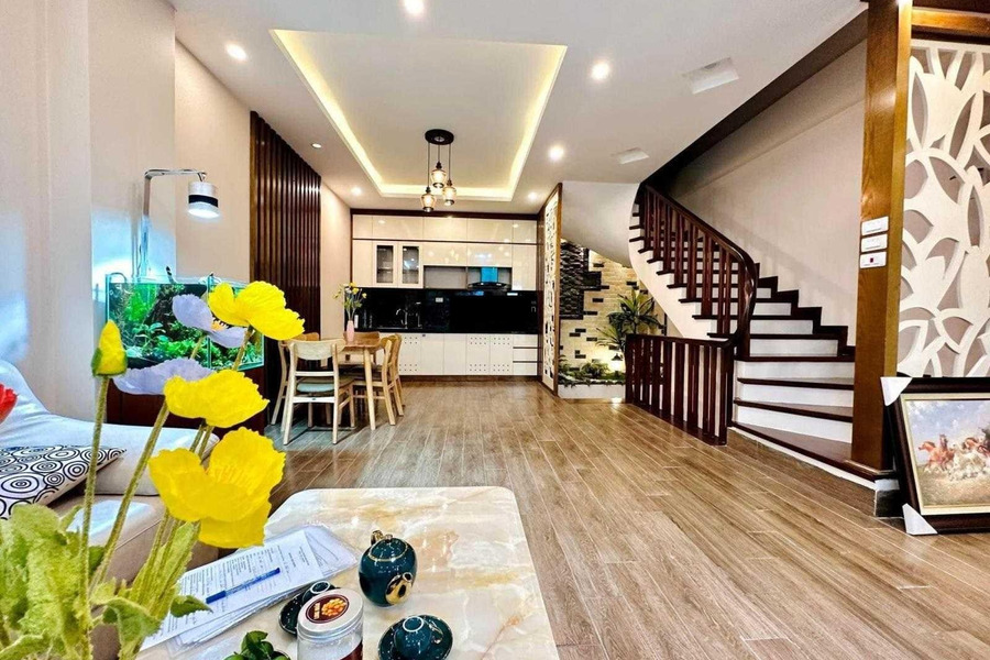 Cho thuê nhà Mỗ Lao - Nguyễn Văn Lộc, Hà Đông. DT 50m2, 5 tầng, full nội thất. Ô tô tránh đỗ -01