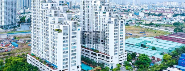 Bán chung cư nằm ngay bên trong Nguyễn Văn Quỳ, Phú Thuận, bán ngay với giá khởi đầu 2.45 tỷ diện tích tổng là 68m2-03