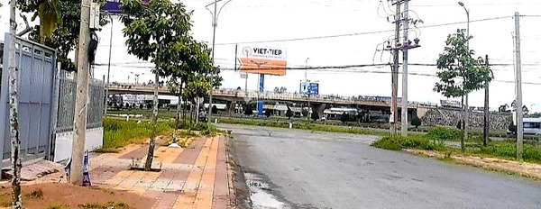 Giá chỉ 750 triệu bán nhà có diện tích 88m2 nằm ở Đông Thuận, Bình Minh hướng Tây - Nam ngôi nhà gồm 1 phòng ngủ, 1 WC vị trí thuận lợi-02