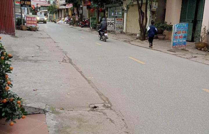 Cần bán nhà riêng huyện Yên Phong, Bắc Ninh giá 4 tỷ