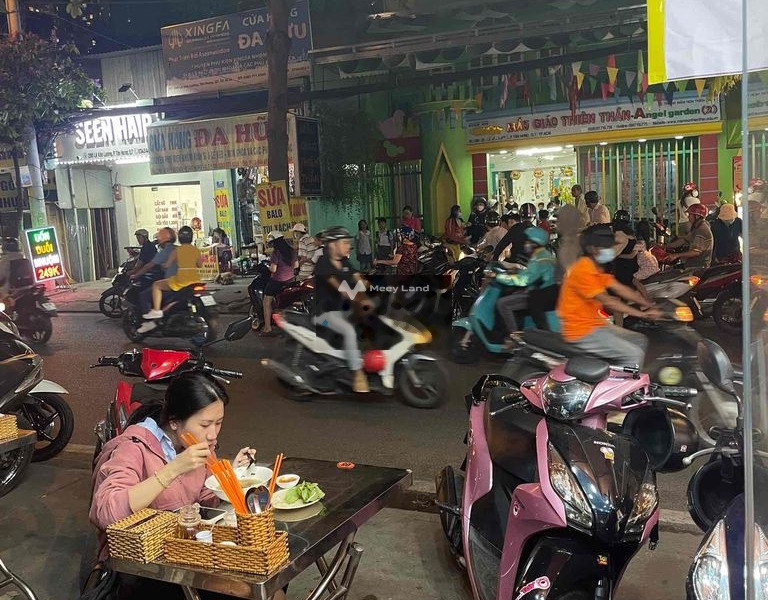 Thuê ngay với giá thương lượng chỉ 22 triệu/tháng cho thuê mặt bằng có diện tích trung bình 100m2 vị trí tại Bình Thuận, Hồ Chí Minh cảm ơn đã xem tin-01
