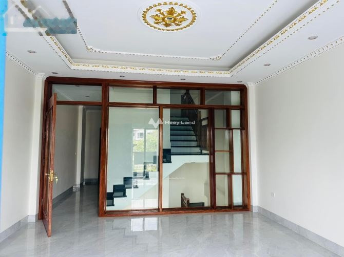 Nhà rộng tổng cộng 16 m vị trí đẹp tọa lạc tại Bắc Ninh, Bắc Ninh cho thuê biệt thự thuê ngay với giá đề cử 13 triệu/tháng, căn nhà có 6 PN-01