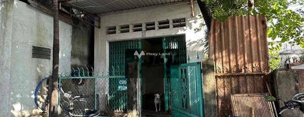 Cho thuê nhà, giá thuê 3 triệu/tháng diện tích chung 33m2 vị trí mặt tiền gần Bùi Văn Bình, Thủ Dầu Một-03