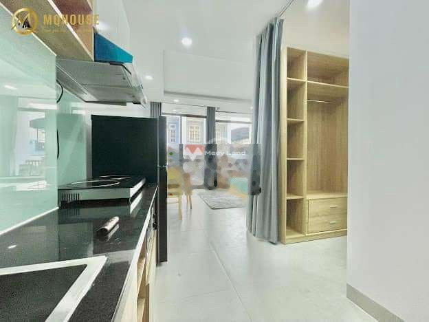 Tổng quan căn hộ này có 1 phòng ngủ, cho thuê căn hộ vị trí đặt ngay trung tâm Nguyễn Kiệm, Gò Vấp, 1 WC cực kì sang trọng-01