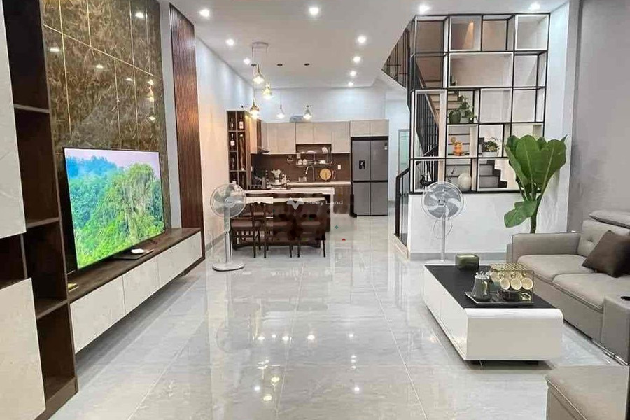 Nhà gồm 3 phòng ngủ bán nhà giá bán chính chủ 5.6 tỷ diện tích rộng 100m2 vị trí tiện lợi ngay tại Hòa Xuân, Đà Nẵng-01